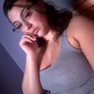 Meet your Posher, Kaleigh